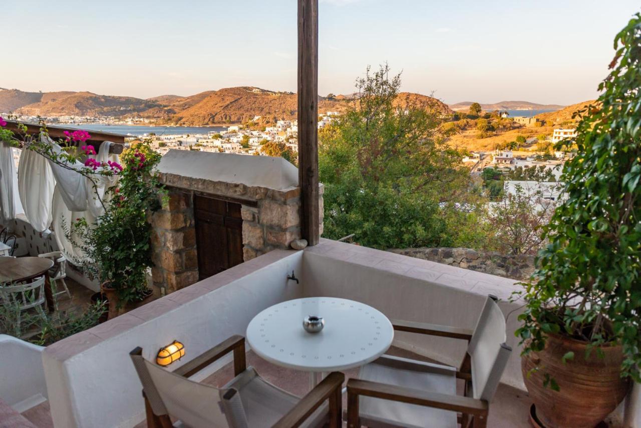Kalderimi Studios Patmos Town Exterior photo