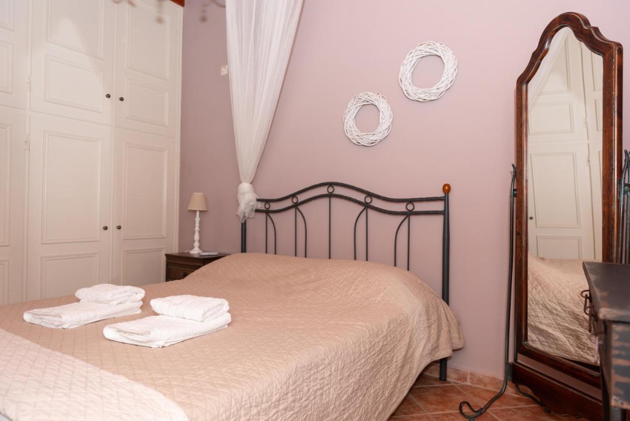 Kalderimi Studios Patmos Town Exterior photo